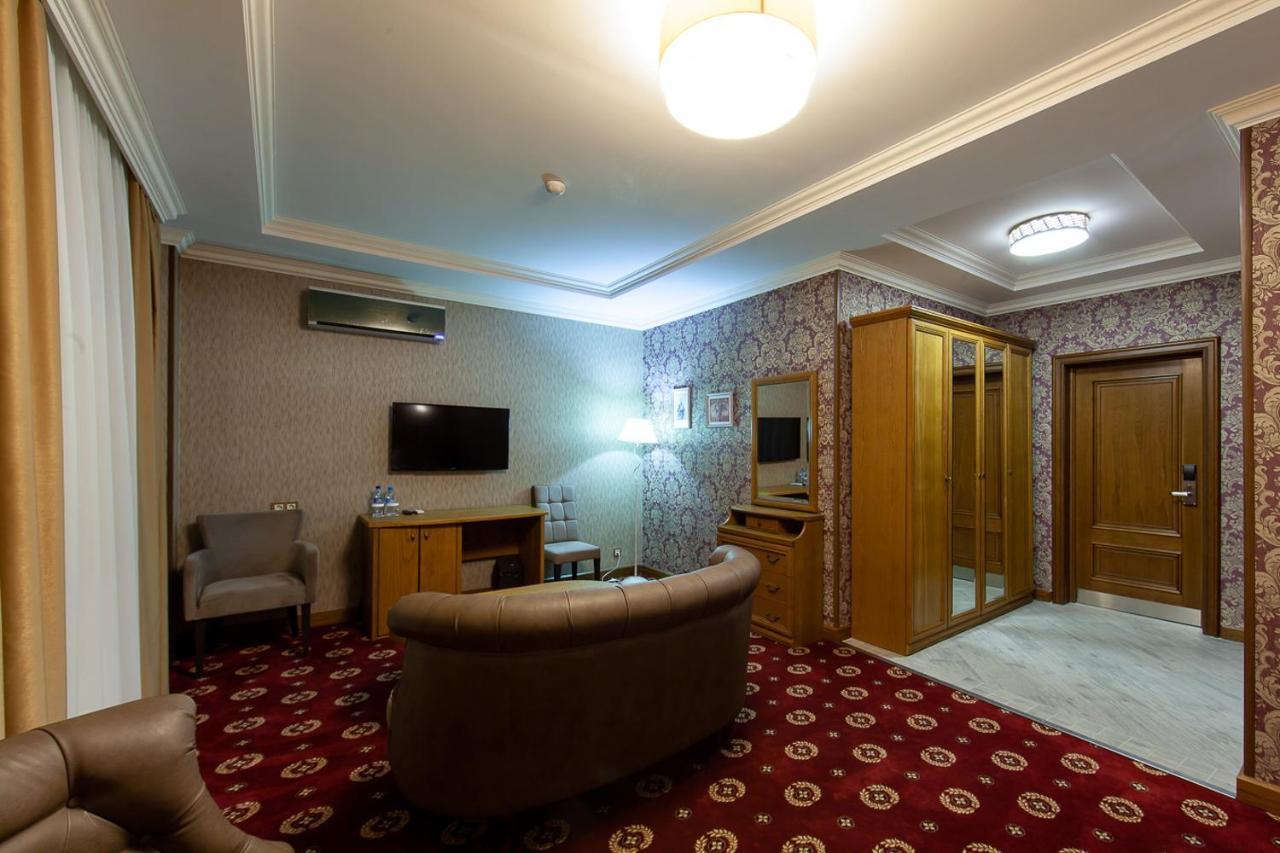 Sacvoyage Hotel Almaty Extérieur photo