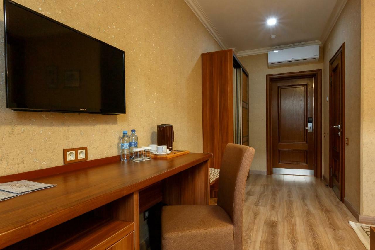 Sacvoyage Hotel Almaty Extérieur photo